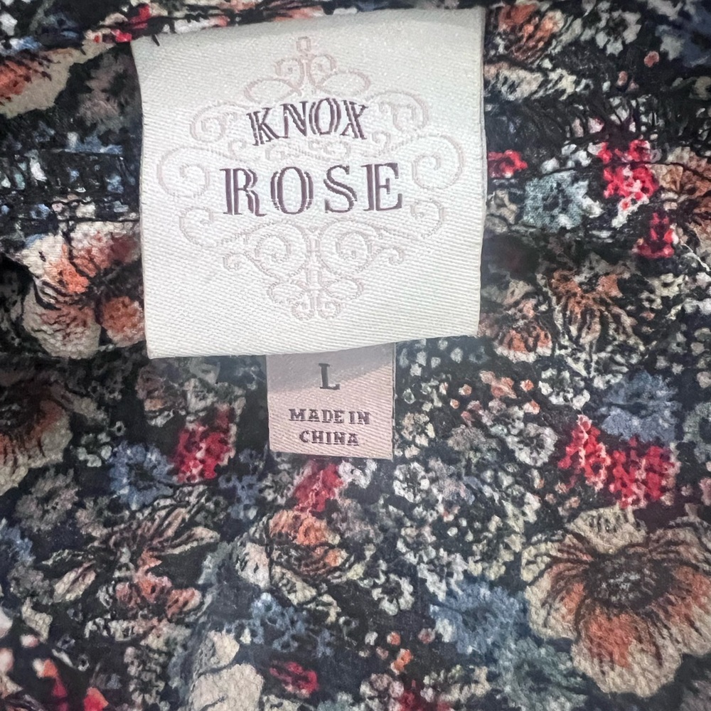 Knox Rose Multicolor Floral Top - Picture 7 of 9